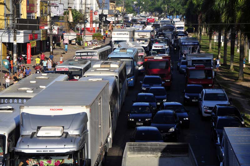 
        
            Falha em sistema da Casa do Trabalhador gera protestos
        
    