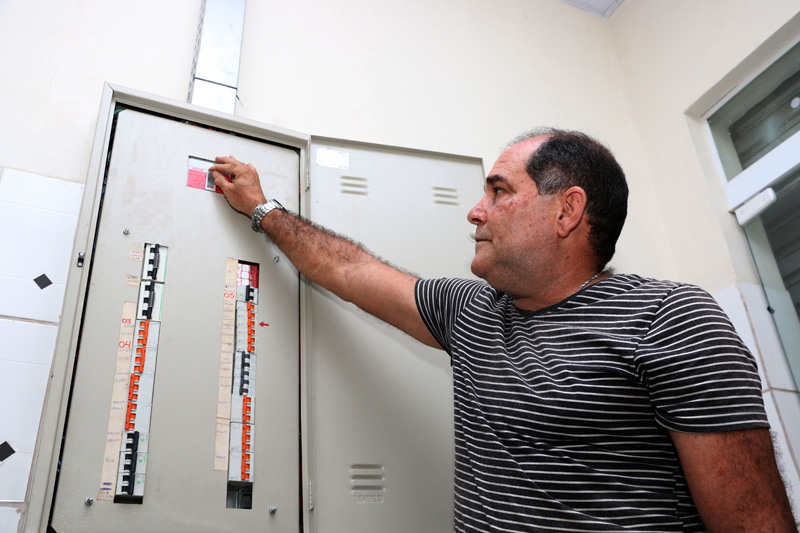 
        
            Cabos subaquáticos garantem energia para o Marajó
        
    