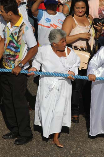 
        
            Benevides homenageia Nossa Senhora do Carmo
        
    