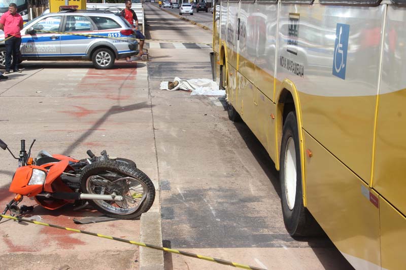 
        
            Acidente tem vítima fatal no BRT
        
    
