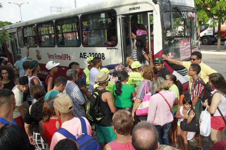 
        
            Sufoco para sair de Belém no penúltimo final de semana de Julho
        
    