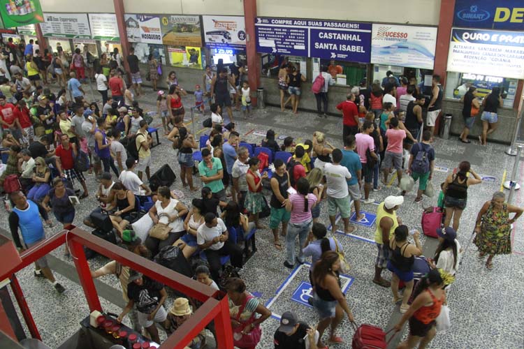 
        
            Sufoco para sair de Belém no penúltimo final de semana de Julho
        
    
