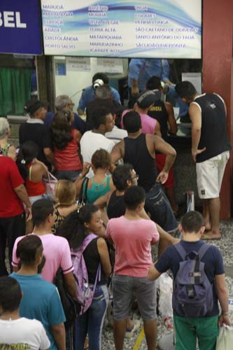 
        
            Sufoco para sair de Belém no penúltimo final de semana de Julho
        
    