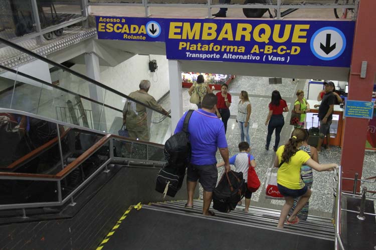 
        
            Sufoco para sair de Belém no penúltimo final de semana de Julho
        
    