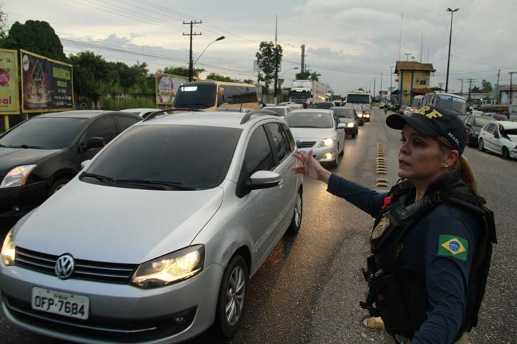 
        
            Sufoco para sair de Belém no penúltimo final de semana de Julho
        
    