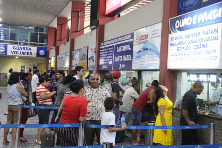 
        
            Paraenses aproveitam último final de semana de Julho
        
    