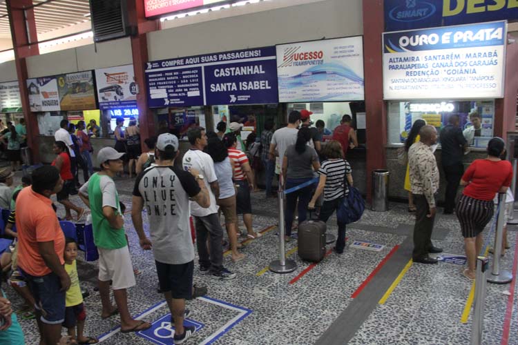 
        
            Paraenses aproveitam último final de semana de Julho
        
    