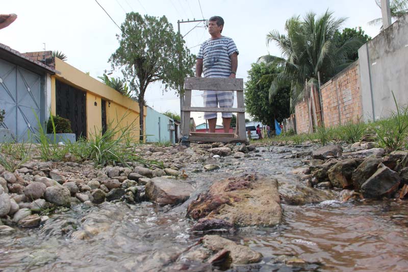 
        
            Conjunto em Ananindeua tem rua abandonada
        
    