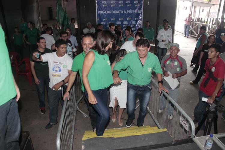 
        
            PSD confirma candidatura de Coronel Neil
        
    