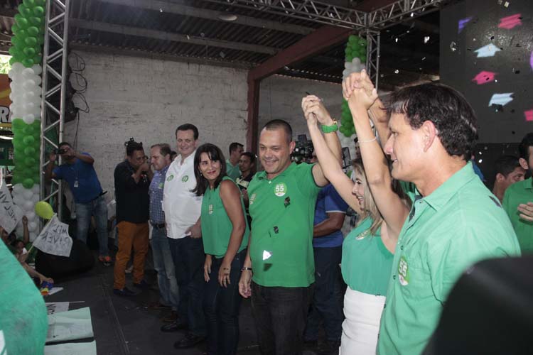 
        
            PSD confirma candidatura de Coronel Neil
        
    
