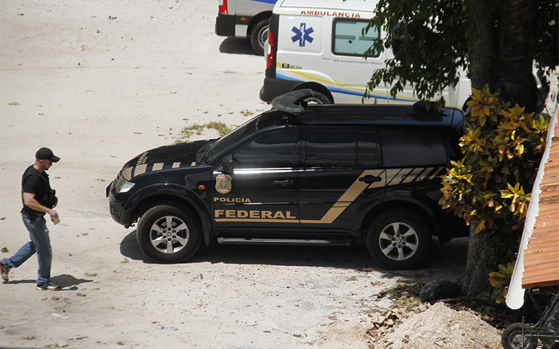 
        
            Operação apura denúncias de possível crime eleitoral
        
    