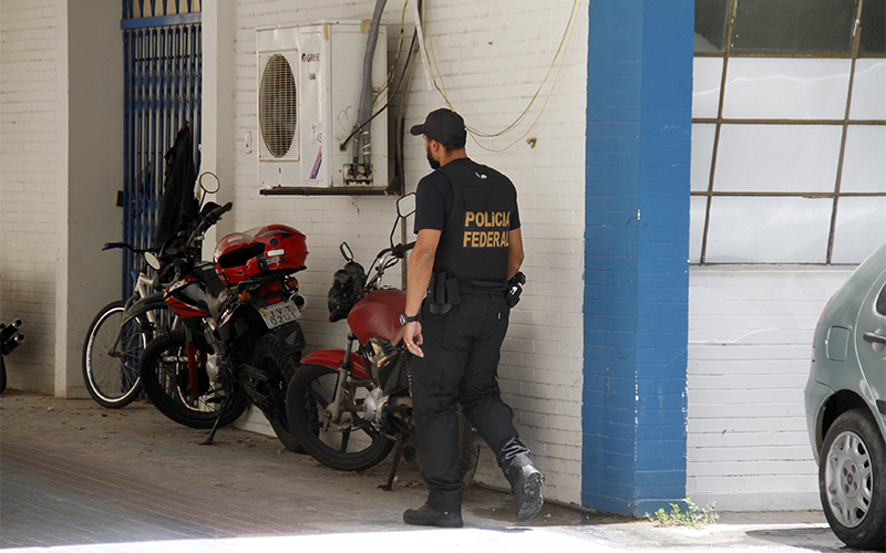 
        
            Operação apura denúncias de possível crime eleitoral
        
    