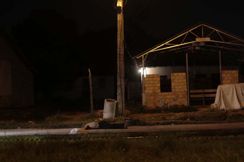 
        
            Ex-PM morador de rua é morto a tiros em Marituba
        
    