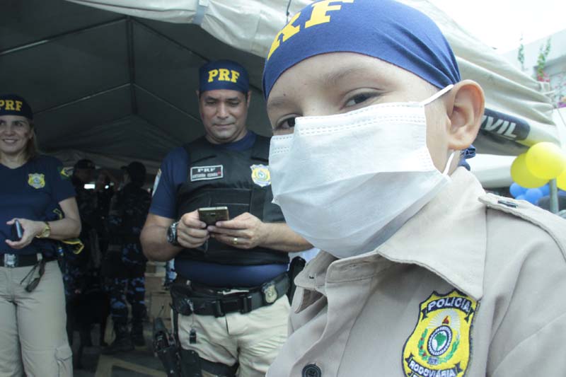 
        
             Projeto Policiais Contra o Câncer Infantil faz a alegria de crianças na AVAO
        
    