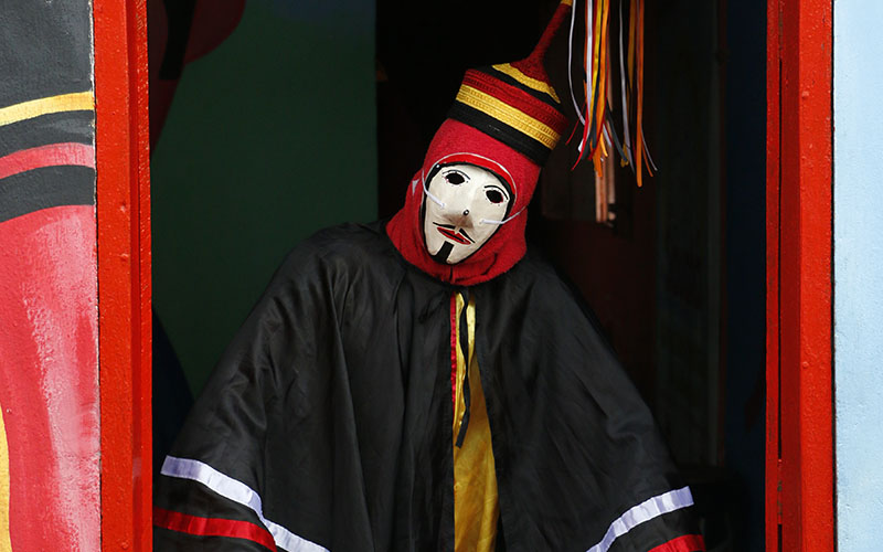 
        
            Um guia para escolher onde curtir a folia
        
    