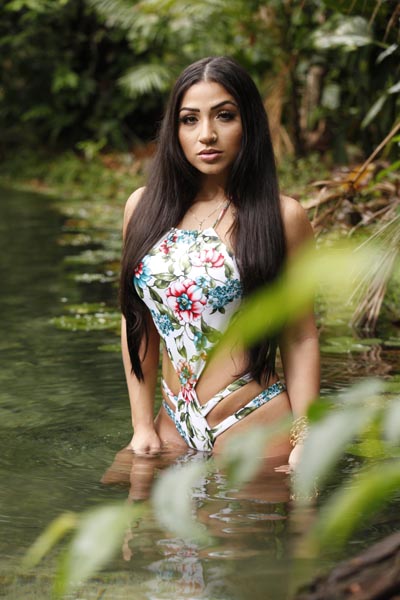 
        
            Veja fotos da musa do verão Rayana Correa
        
    