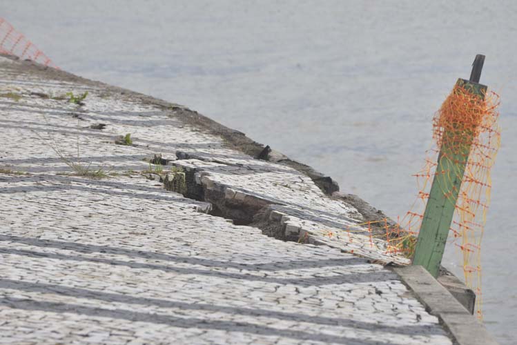 
        
            Veja imagens do abandono no Portal da Amazônia 
        
    