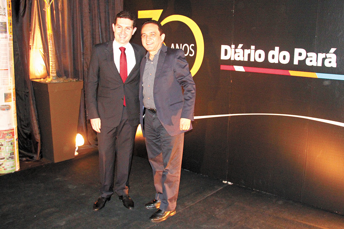 
        
            Carmem Souza: Uma festa pontuada pela emoção
        
    