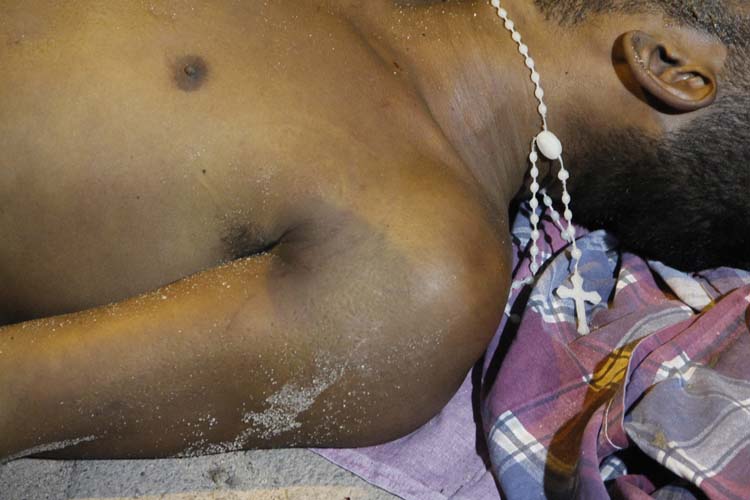 
        
            Homem é morto no Jurunas com três tiros
        
    