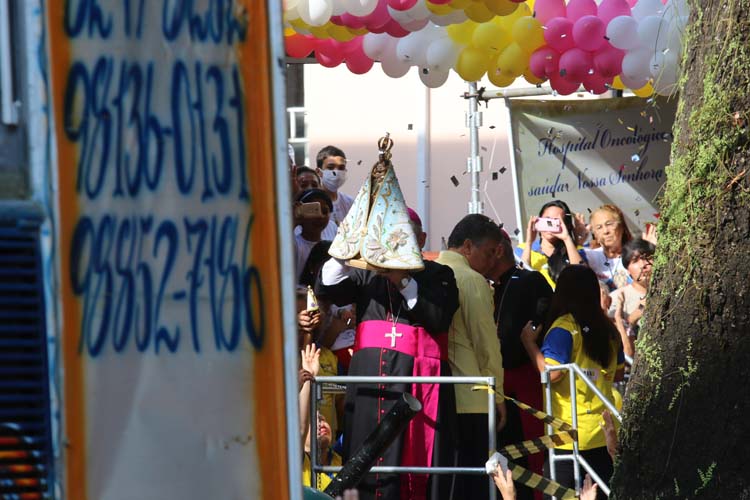 
        
            Veja mais fotos do primeiro traslado do Círio 2016
        
    