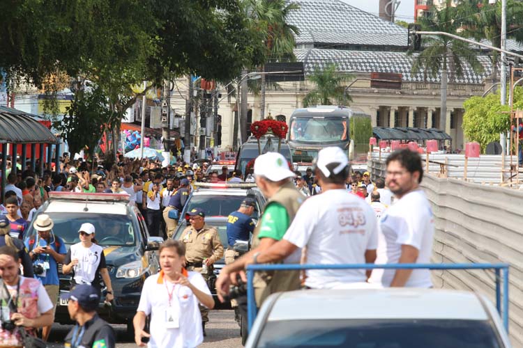 
        
            Veja mais fotos do primeiro traslado do Círio 2016
        
    
