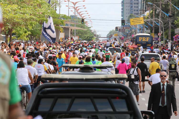 
        
            Veja mais fotos do primeiro traslado do Círio 2016
        
    
