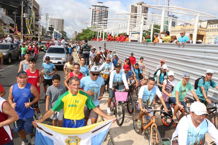 
        
            Veja mais fotos do primeiro traslado do Círio 2016
        
    