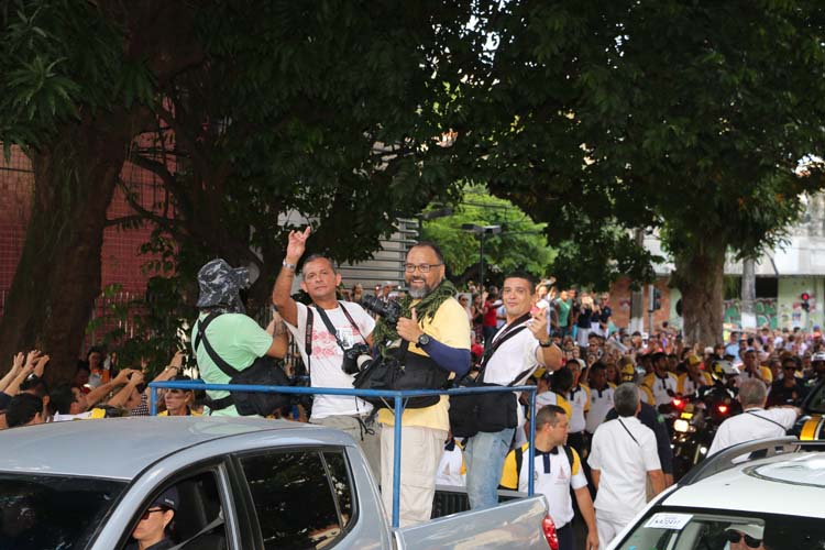 
        
            Veja mais fotos do primeiro traslado do Círio 2016
        
    