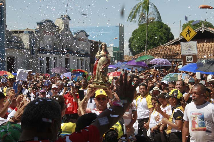 
        
            Fiéis celebram o Círio de Nossa Senhora do Ó, em Mosqueiro
        
    