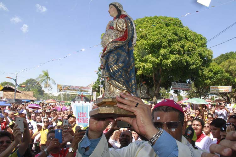 
        
            Fiéis celebram o Círio de Nossa Senhora do Ó, em Mosqueiro
        
    
