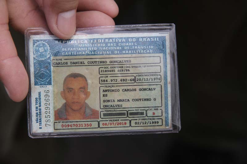 
        
            Passageiro morre após fugir de assalto
        
    