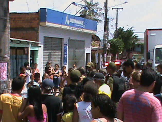 
        
            Justiça despeja morador de casa macabra
        
    
