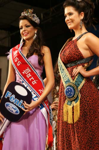 
        
            Ana Paula Padilha é a Miss Pará 2011 
        
    