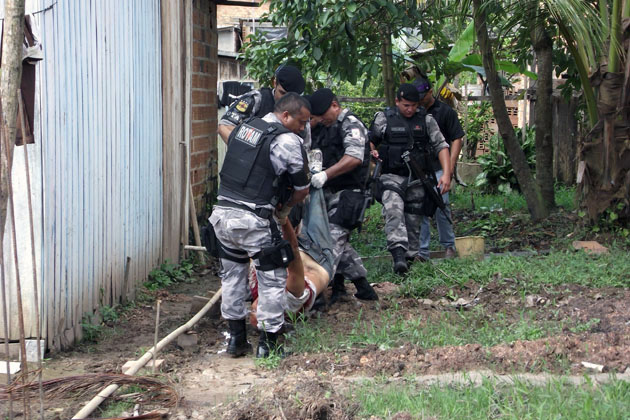
        
            Dois morrem e seis são presos em operação da Rotam
        
    