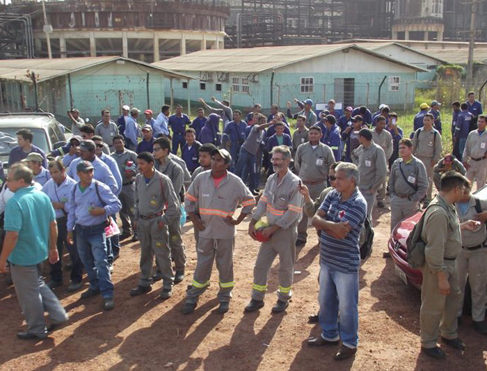 
        
            Greve dos operários segue fortalecida em Barcarena
        
    
