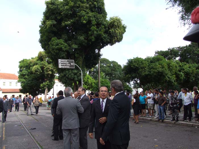 
        
            Jatene toma posse como governador do Pará
        
    