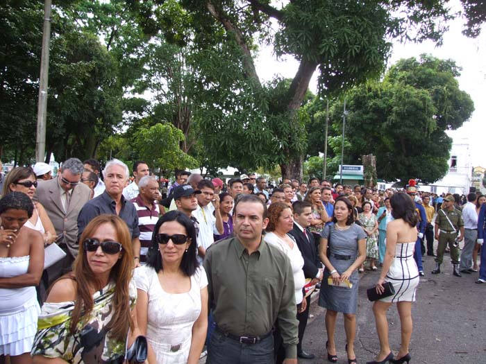 
        
            Jatene toma posse como governador do Pará
        
    