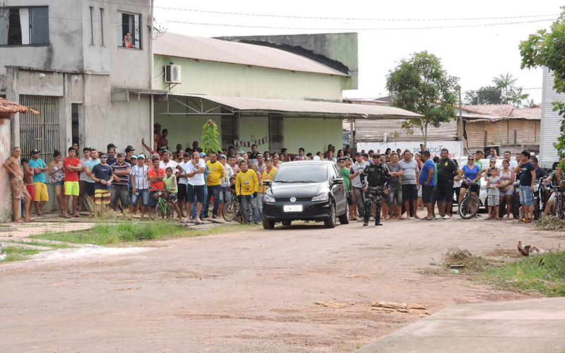 
        
            Empresário e entregador ficam reféns em Castanhal
        
    