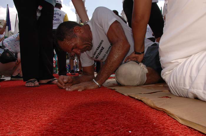 
        
            Círio 2010 - Promesseiros superam dificuldades
        
    