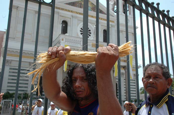 
        
            Círio 2010 - Imagens marcantes da procissão
        
    
