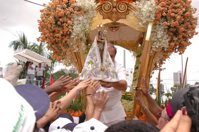 
        
            Círio 2010 - Imagens marcantes da procissão
        
    