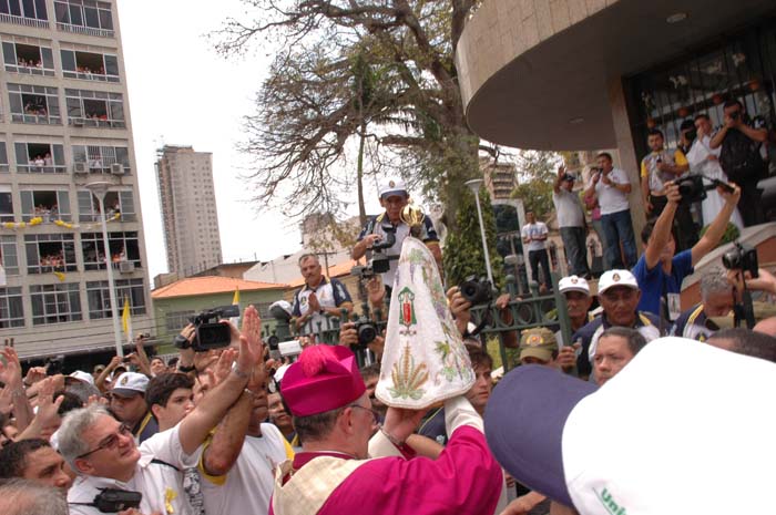 
        
            Círio 2010 - Imagens marcantes da procissão
        
    