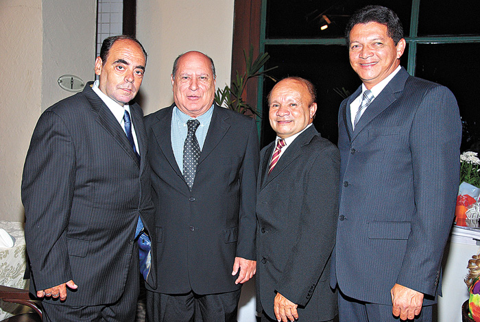 
        
            Coluna Walter Guimarães
        
    