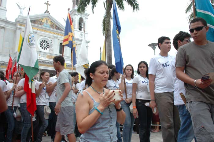 
        
            Círio 2010 - Imagens marcantes da procissão
        
    