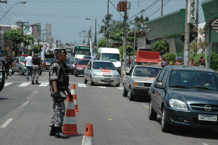 
        
            Granada falsa assusta moradores do Telégrafo
        
    