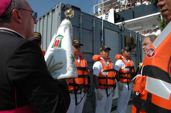 
        
            Homenagens marcam começo do Círio Fluvial
        
    