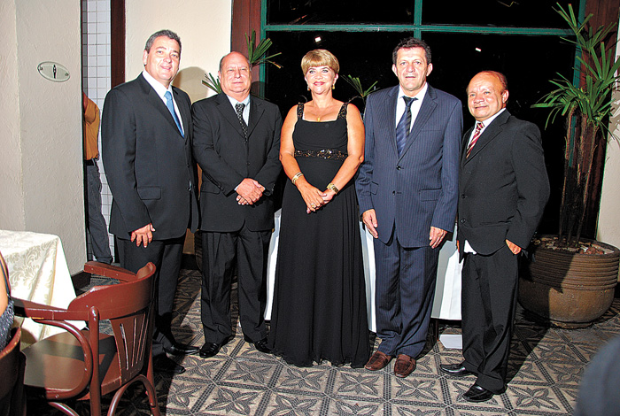 
        
            Coluna Walter Guimarães
        
    