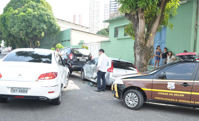 
        
            Acidente na Travessa Pombal
        
    