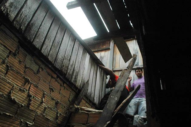 
        
            Principio de incêndio no Jurunas causa pânico nos 
        
    
