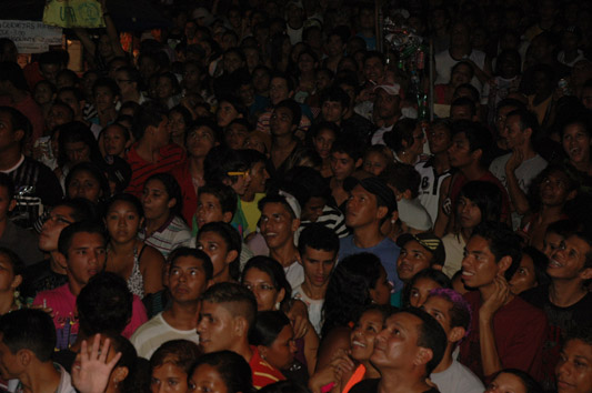 
        
            Cores e muita purpurina na festa da Chiquita 2010
        
    